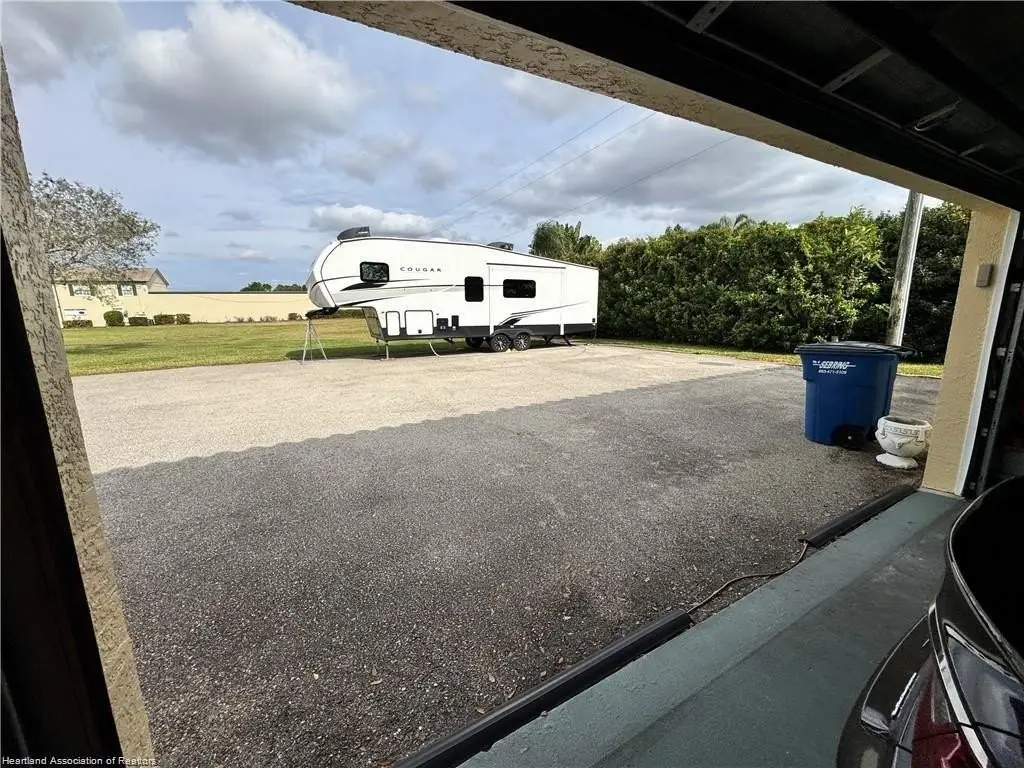 Picture 25