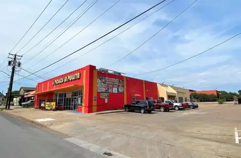 Renovated Retail Space Near Stockyards