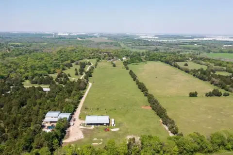 Unrestricted Land Near Dallas
