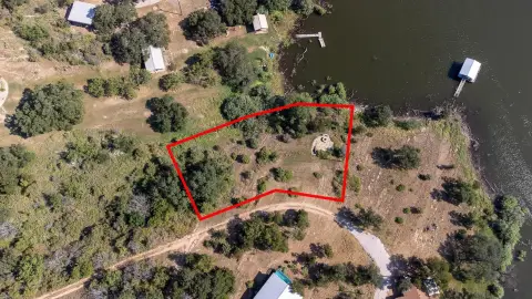 Unrestricted Waterfront Lot on Buchanan