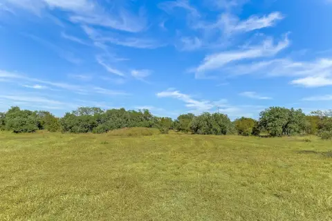 6.7 Acres in Lehne Ranch