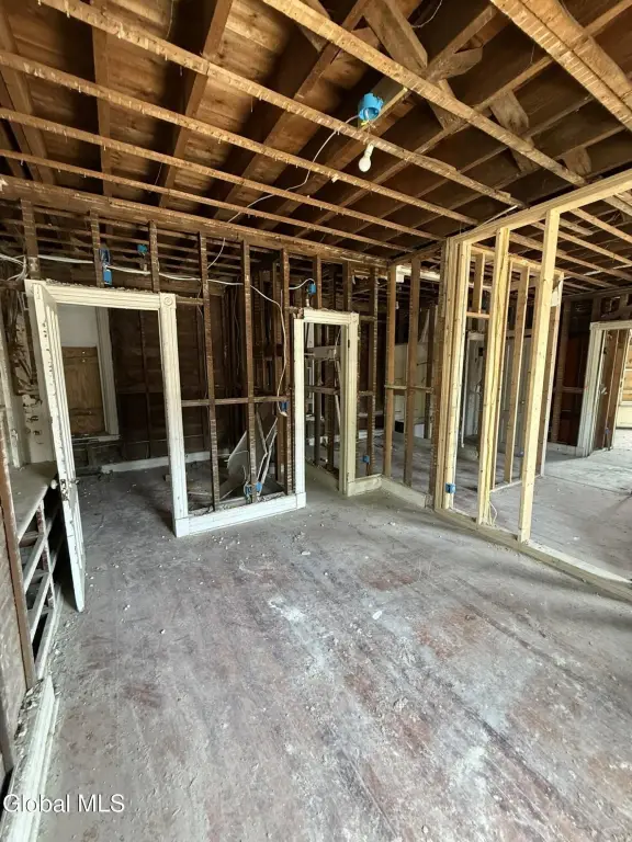 Picture 4