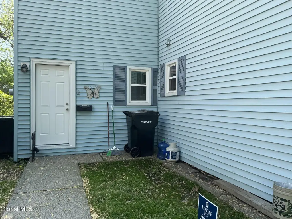 Picture 13