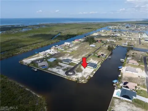 Waterfront Lot with Gulf Access