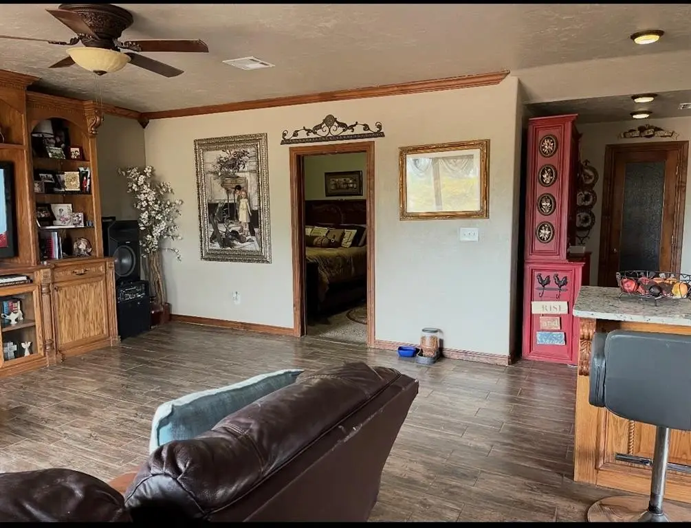 Picture 30