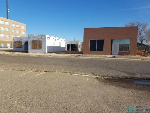 Portales Mixed-Use Corner Lot