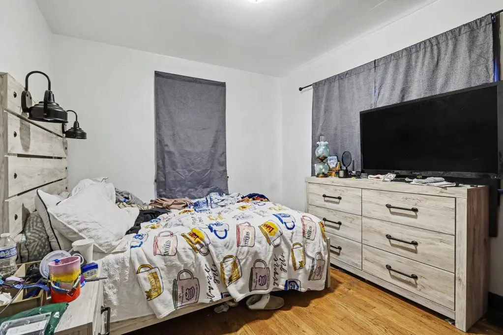 Picture 8