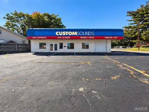 Corner Storefront Building