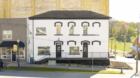 Remodeled Commercial Building in Downtown