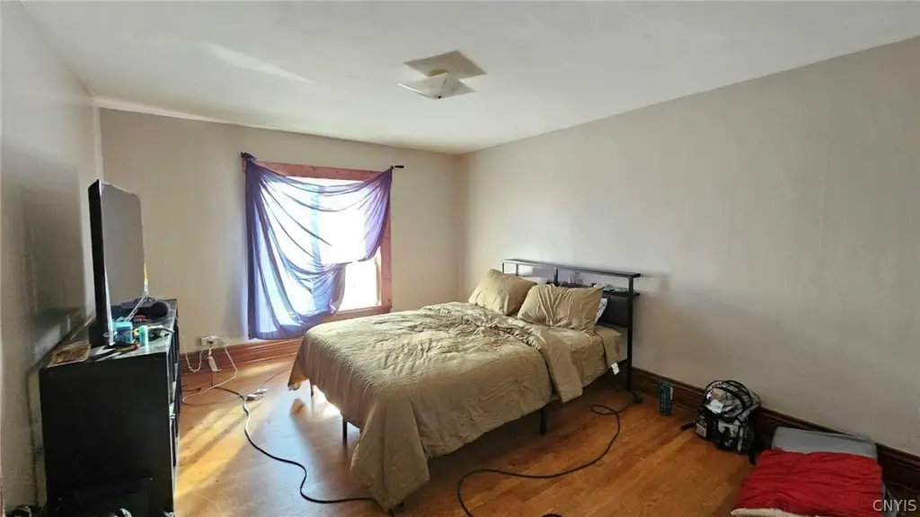 Picture 10