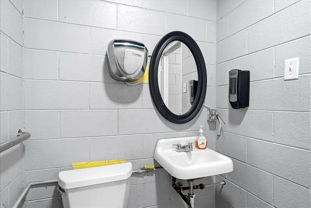 Picture 30