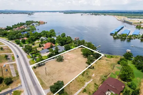 Waterfront Lots in Cottonwood Shores