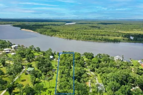 Waterfront Lot on Apalachicola River