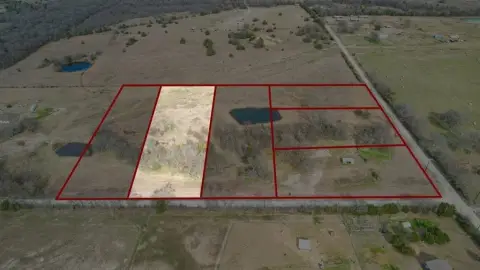 Acreage Lot in Pecan Grove