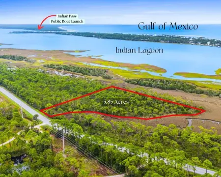 Lagoon-Front Homesite in Port St. Joe