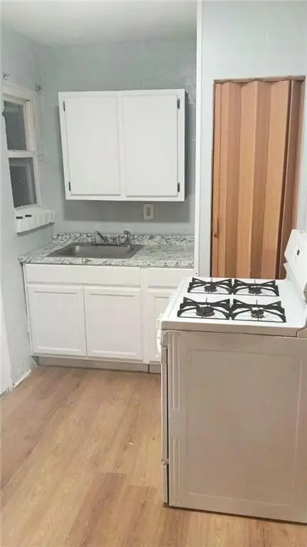 Picture 12