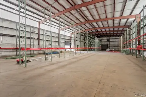Warehouse with Fenced Yard