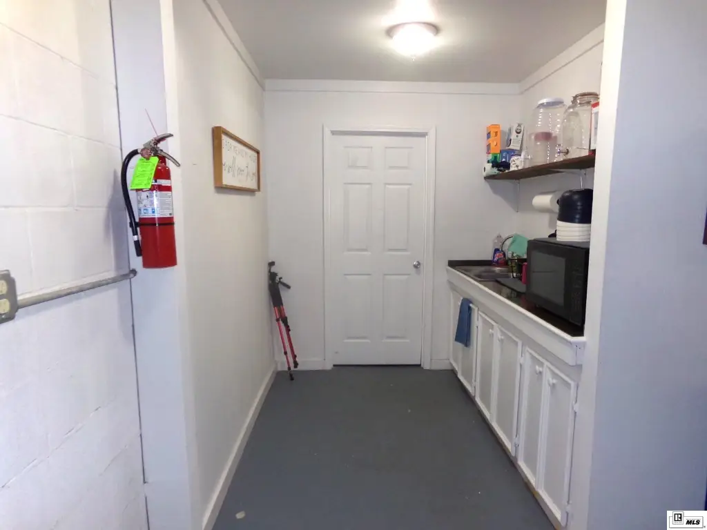 Picture 8