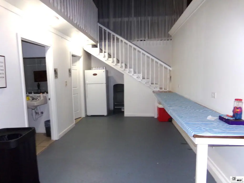 Picture 9