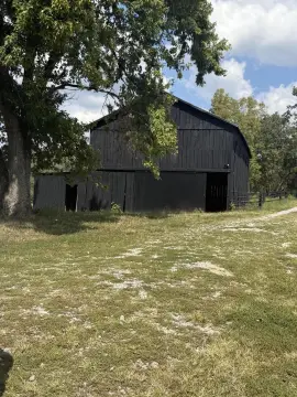 Wilmore, KY Barn For Rent