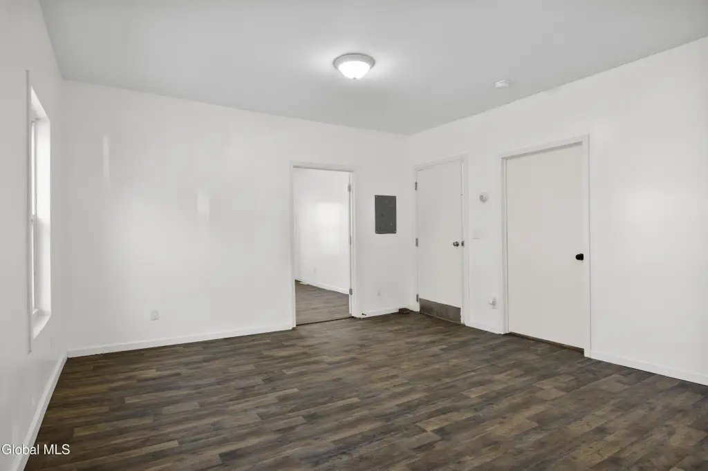 Picture 8
