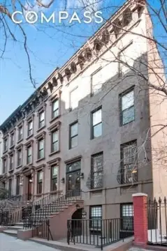 Four-Story Brownstone in Upper East