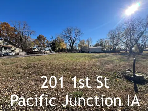 Residential Lots in Pacific Junction