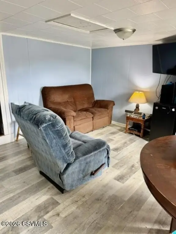 Picture 12