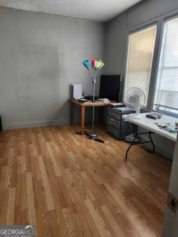 Picture 12