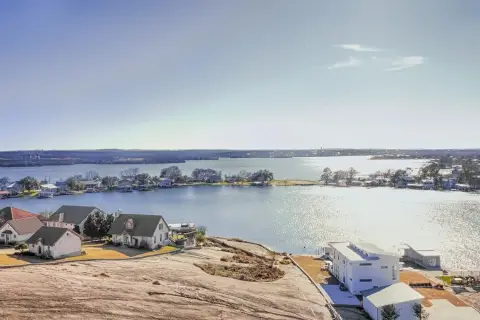 Lake LBJ Waterfront Land