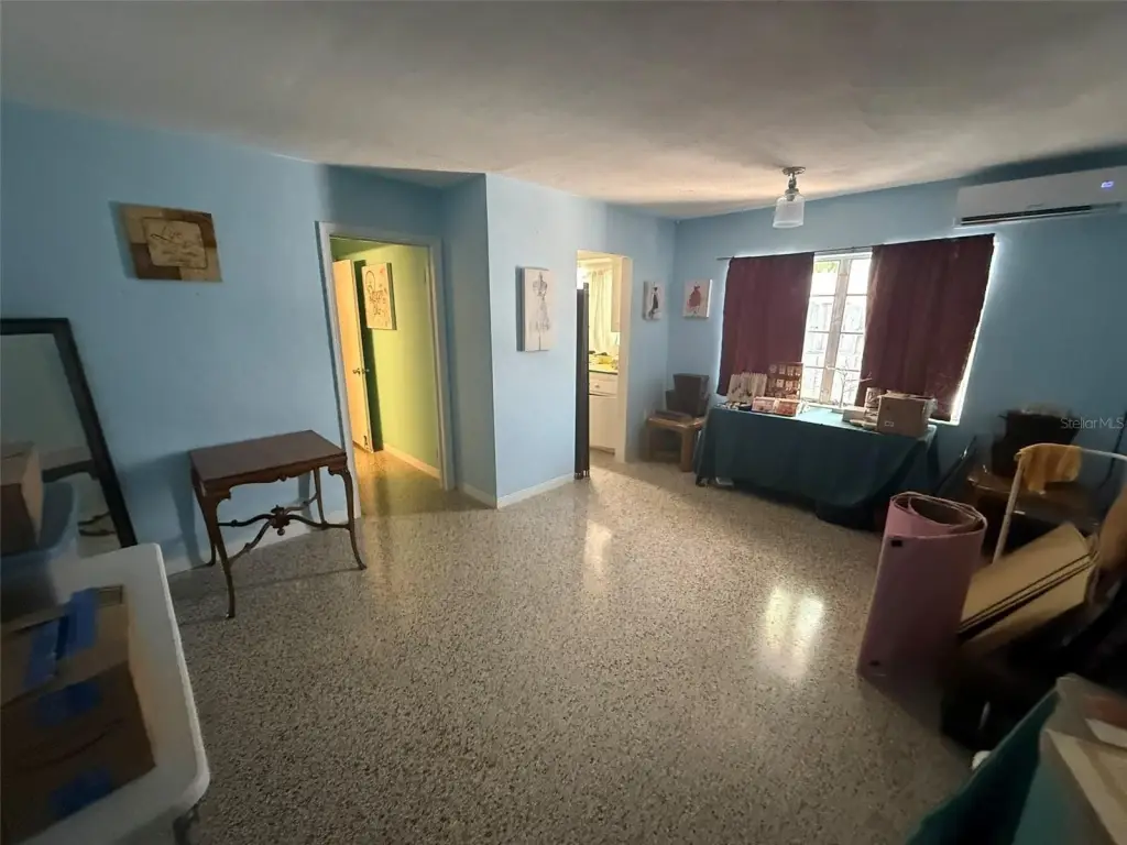 Picture 11