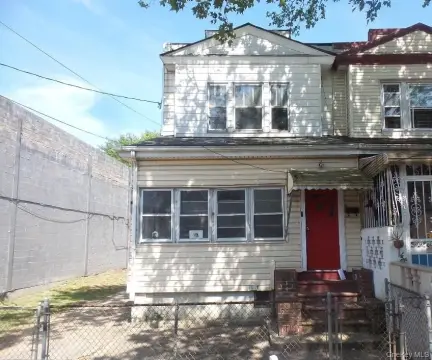 Brooklyn Duplex with Untapped Potential