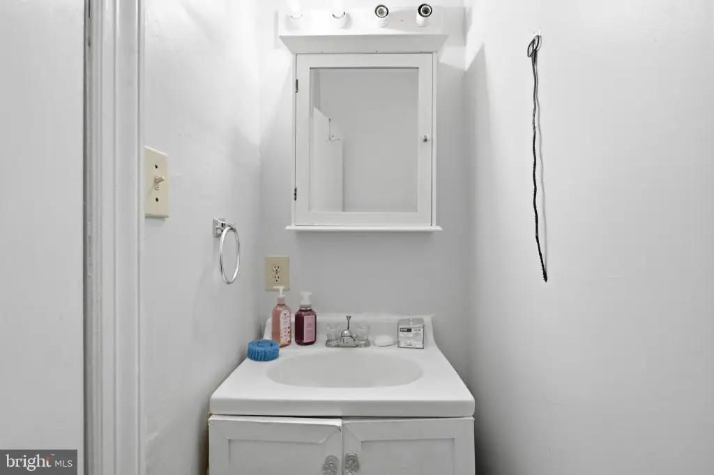 Picture 9
