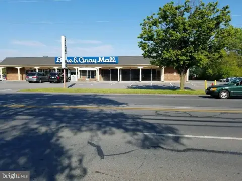 Valley Avenue Commercial Lease Opportunity