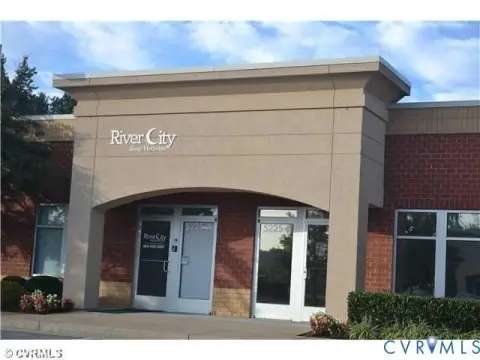 Rooms for Rent with Attached Baths