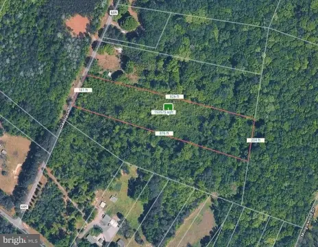 Expansive Land Parcel in Bumpass