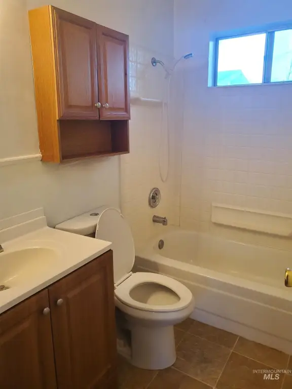 Picture 12