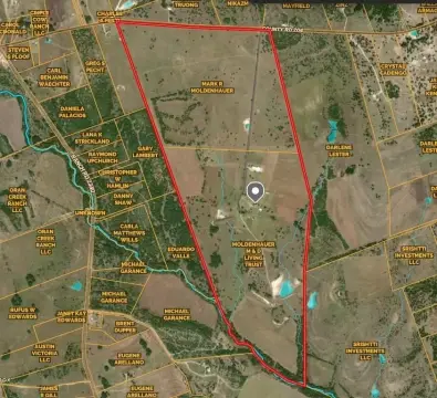 Expansive 400-Acre Equestrian Dream Property