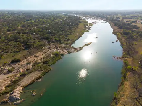 Llano Riverfront Nature Lover's Paradise