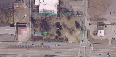Commercial Land with Double Road Frontage