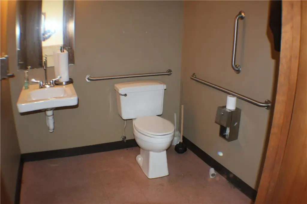 Picture 4