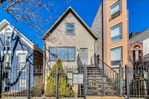 Chicago Duplex with Airbnb Potential