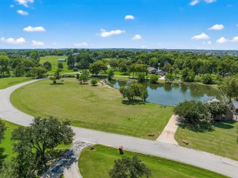Land in Windmill Valley, Rockwall