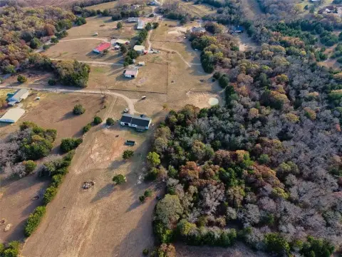 10+ Acre Land with Barn