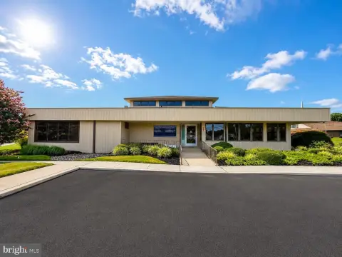 Medical Office With Exam Rooms