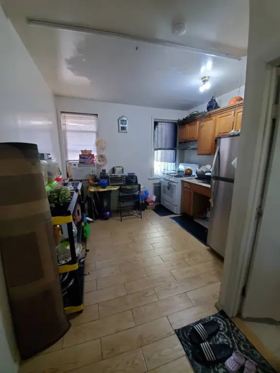 Picture 4
