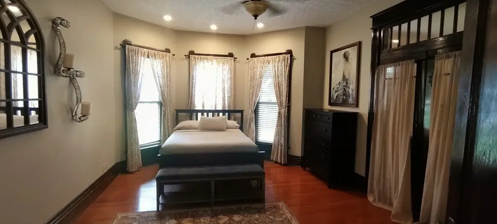 Picture 4