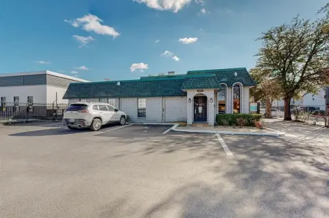 Remodeled Retail/Office Space in Dallas