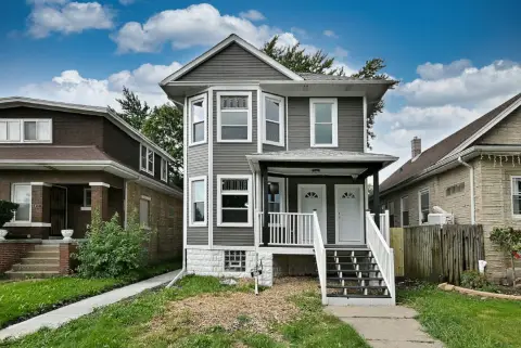 Renovated 2-Unit Duplex