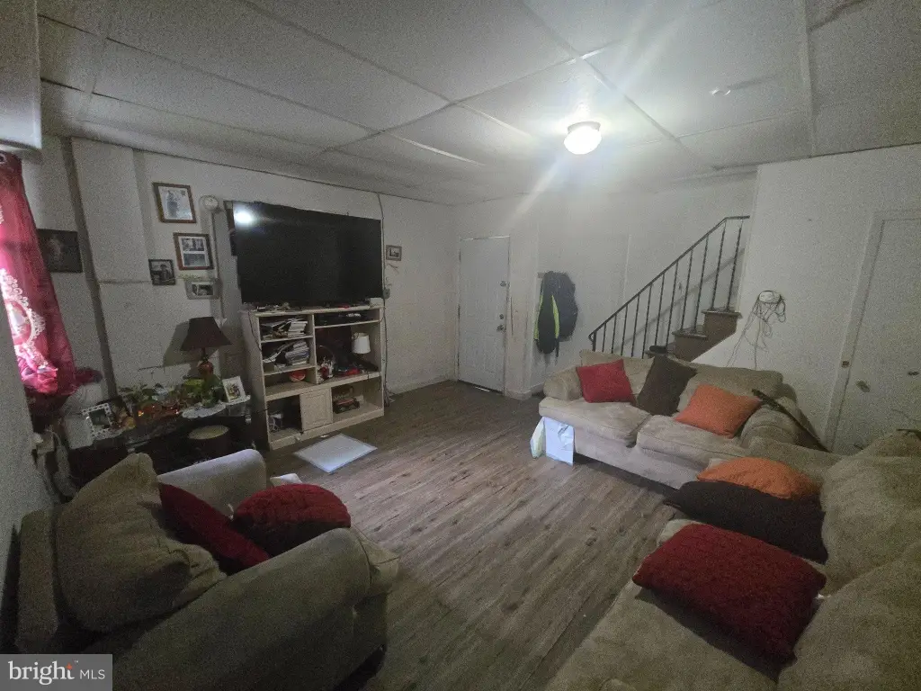 Picture 10